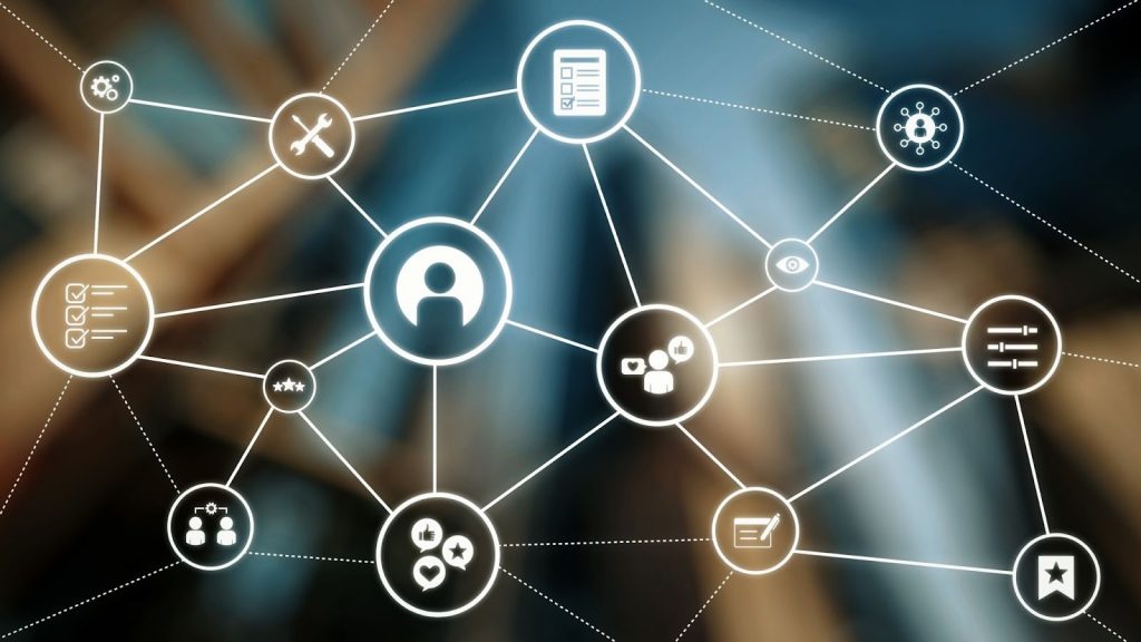 自社に役に立つ顧問と出会うために活用すべきサービス