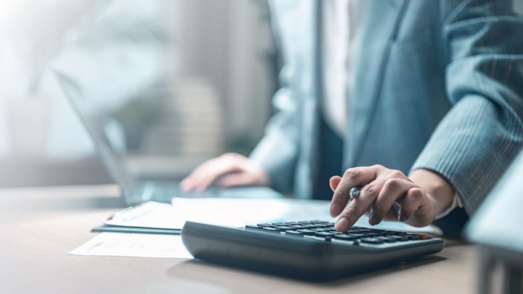 営業顧問契約の費用